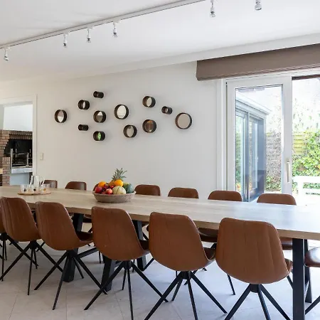 Charming With Indoor Swimming Pool Within Walking Distance From And Town Centre Holiday home Koksijde