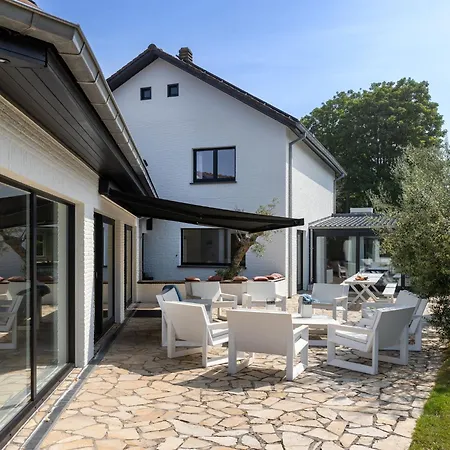 Charming With Indoor Swimming Pool Within Walking Distance From And Town Centre * Koksijde