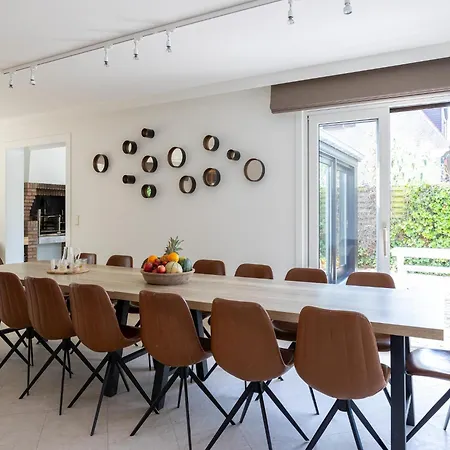 Holiday home Heated Pool & Access *