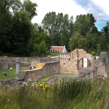 Heated Pool & Access Holiday home *